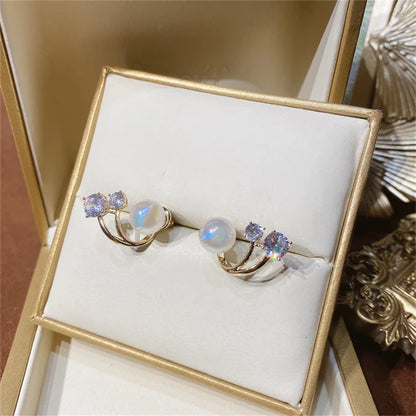 Korean Earing Pearl Claw Ear Hook Clip Earrings for Women Gold Color Zircon Crystal Earrings Fashion Jewelry New Year Gift